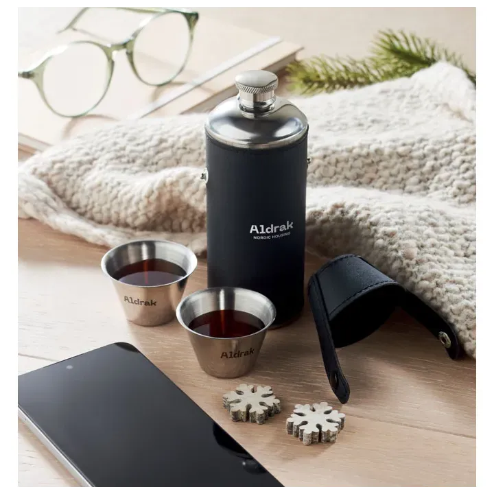Hip flask with shot cups - MO2628 (MOCN#03)
